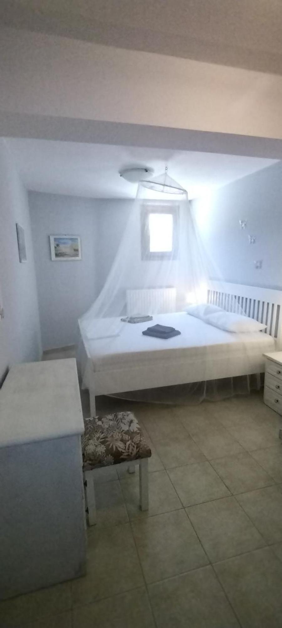 Christie'S Ground Floor Apartment By The Sea Kato Gatzea Bagian luar foto